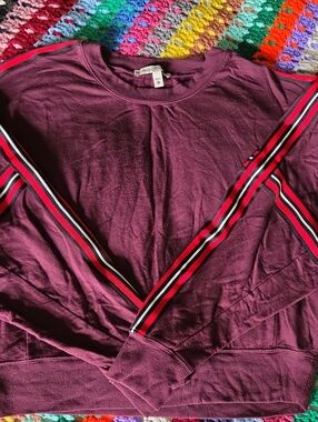 Express One Eleven Crew Neck Sweatshirt. Size XS.
